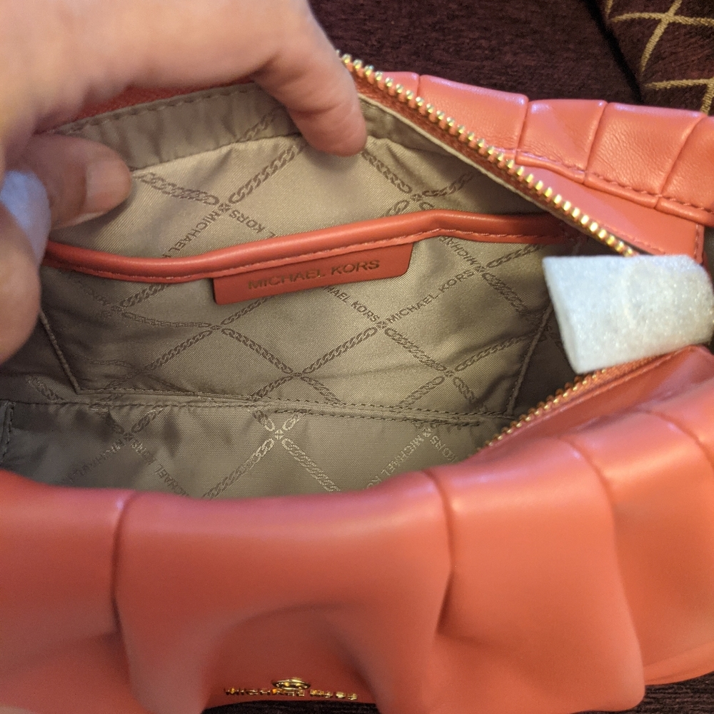 Michael kors Hannah small convertible clutch - Picture 7 of 16